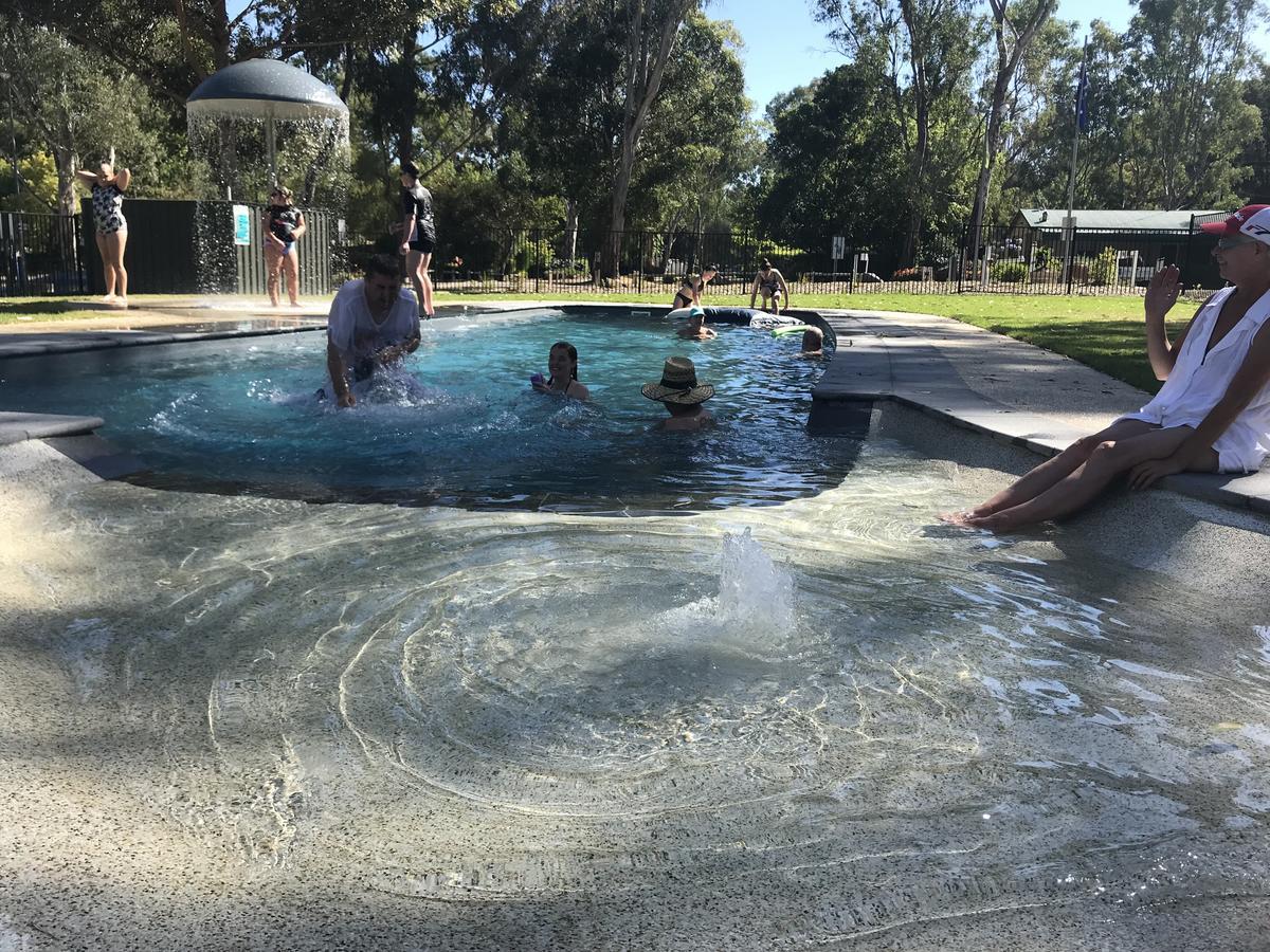 Eildon Pondage Holiday Park Eksteriør bilde